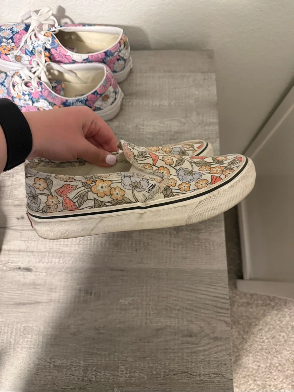 Vans Slip-On Floral Canvas Shoes - - Picture 2 of 3